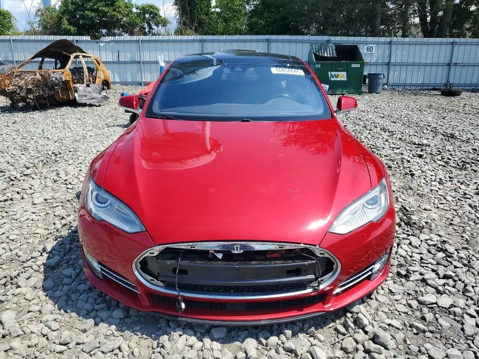 2015 TESLA MODEL S 85D  