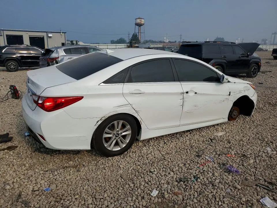2014 HYUNDAI SONATA GLS  