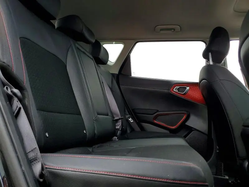 2024 KIA SOUL GT-LINE  