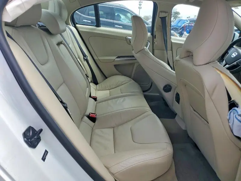 2013 VOLVO S60 T5  