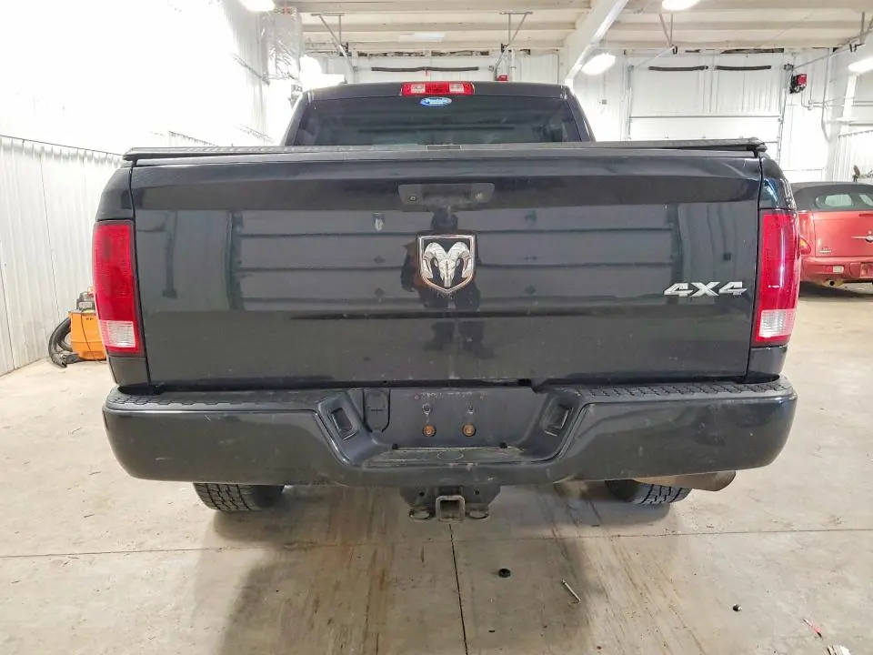 2015 RAM 1500 ST  