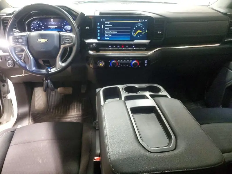 2023 CHEVROLET SILVERADO K1500 LT  