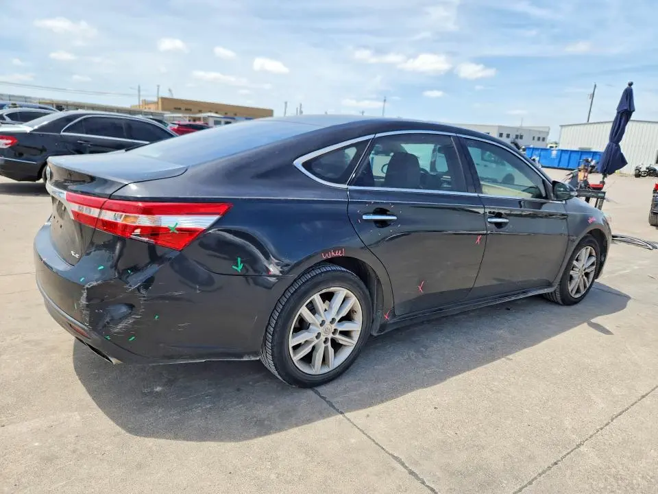 2013 TOYOTA AVALON XLE  