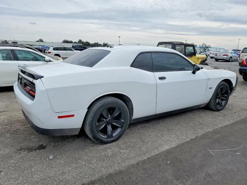 2015 DODGE CHALLENGER SXT  