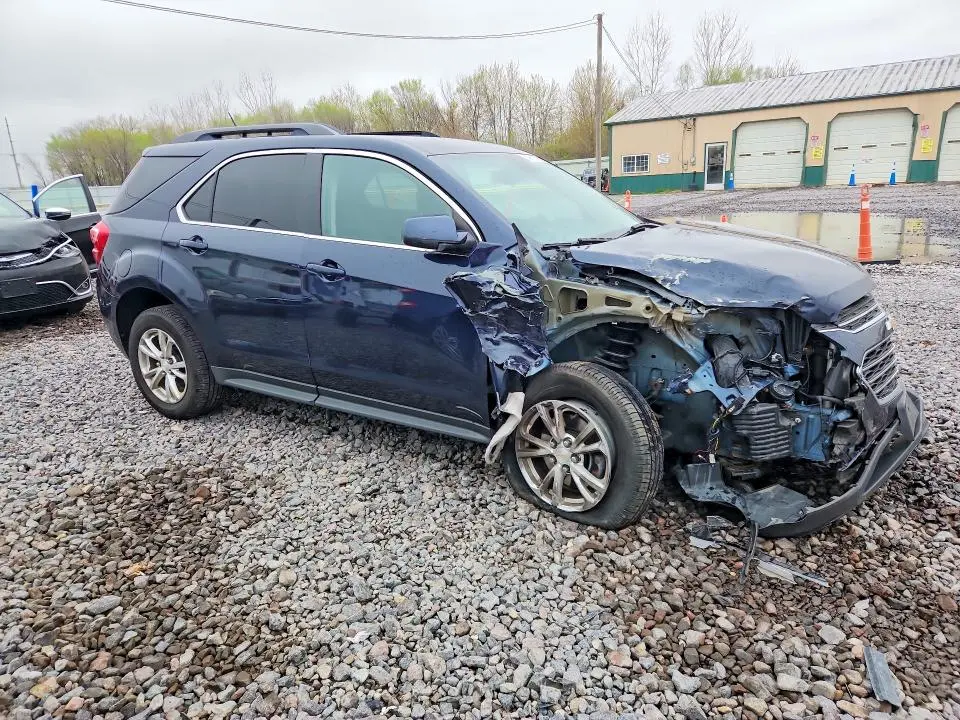 2017 CHEVROLET EQUINOX LT  