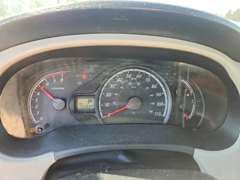 2012 TOYOTA SIENNA LE 8-PASSENGER  