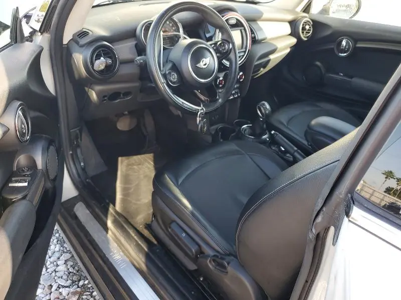 2016 MINI COOPER   