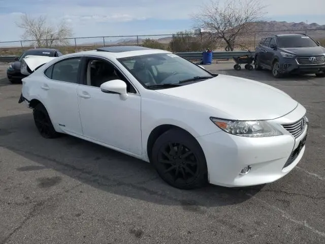 2015 LEXUS ES 300H  