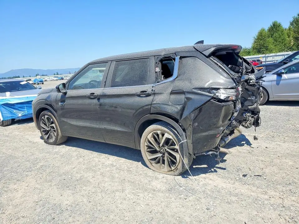 2025 MITSUBISHI OUTLANDER SE  