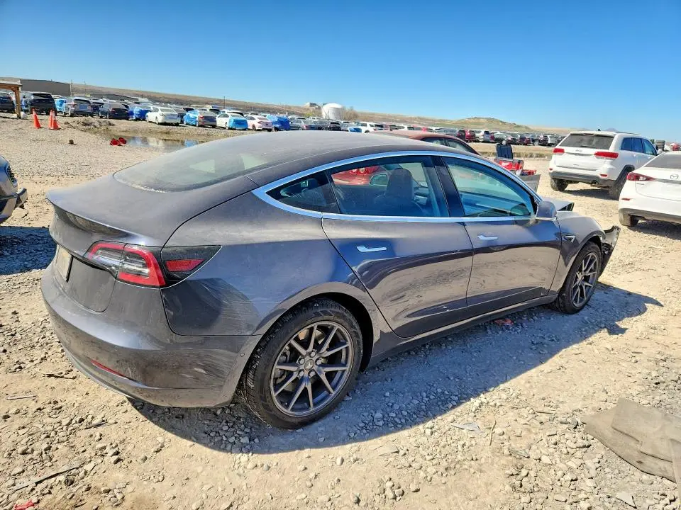 2019 TESLA MODEL 3   