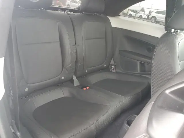 2015 VOLKSWAGEN BEETLE 1.8T  