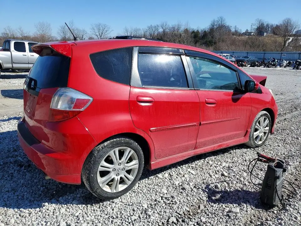 2011 HONDA FIT SPORT  