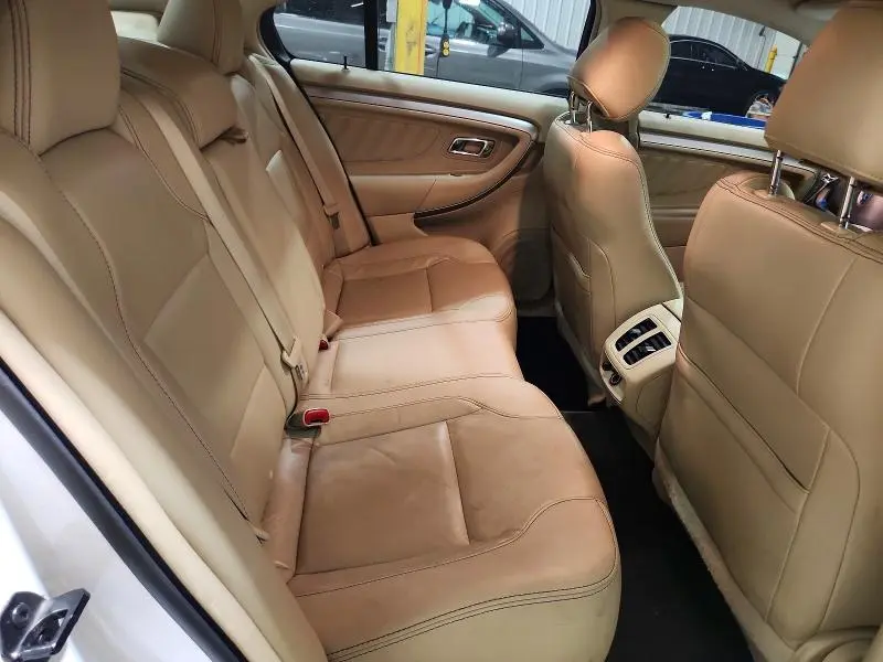 2018 FORD TAURUS SEL  
