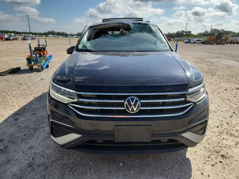 2024 VOLKSWAGEN TIGUAN WOLFSBURG  