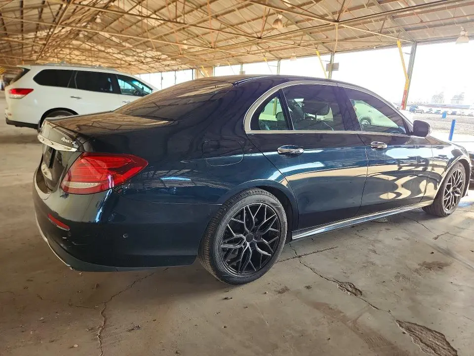 2017 MERCEDES-BENZ E 300 4MATIC  