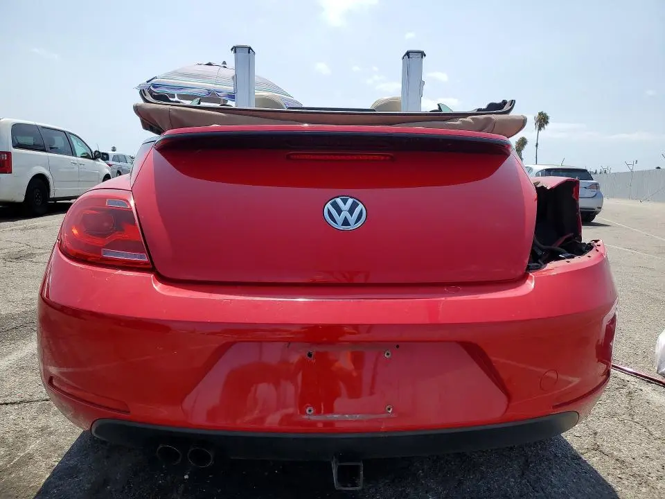 2013 VOLKSWAGEN BEETLE   