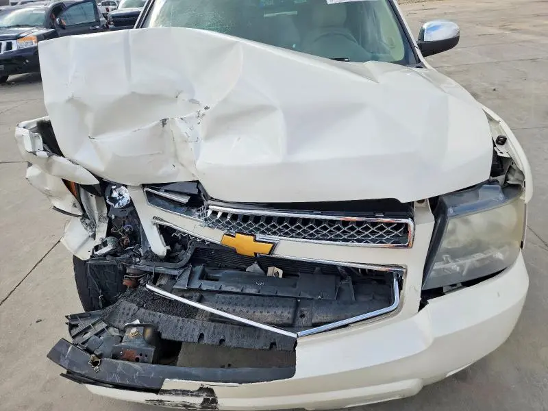 2011 CHEVROLET TAHOE C1500 LTZ  