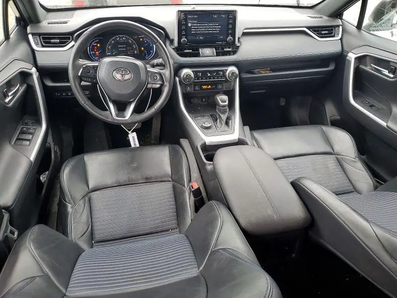 2021 TOYOTA RAV4 XSE  