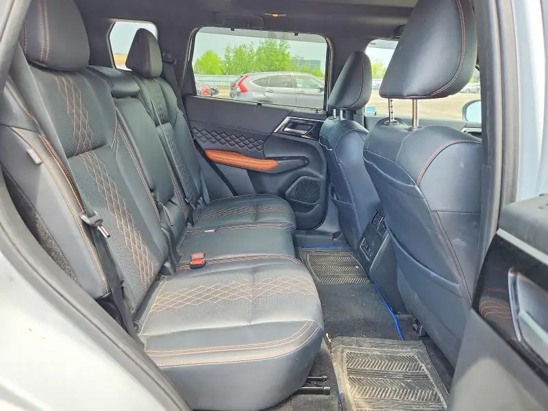2024 MITSUBISHI OUTLANDER SEL  