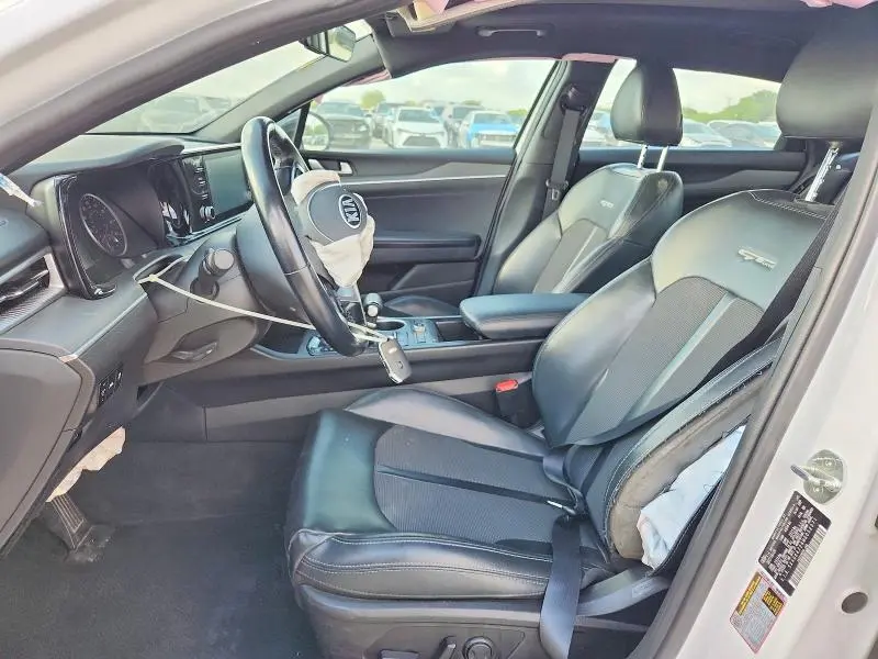 2021 KIA K5 GT LINE  