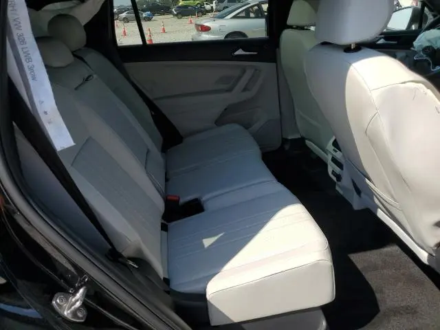 2024 VOLKSWAGEN TIGUAN SE R-LINE BLACK  