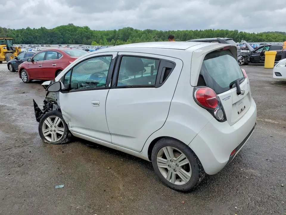 2015 CHEVROLET SPARK 1LT  