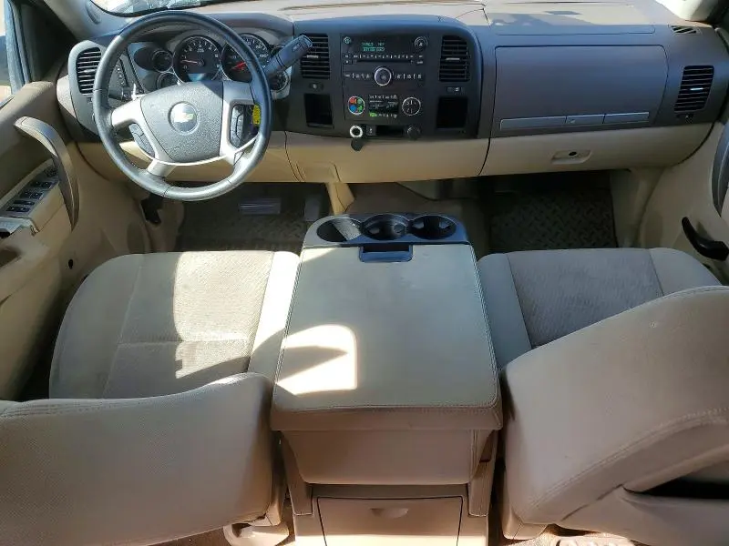 2013 CHEVROLET SILVERADO C1500 LT  