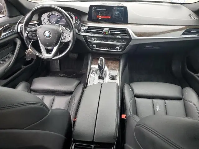 2019 BMW 530 XI  