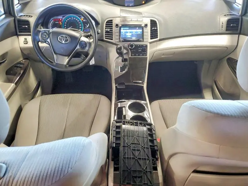 2015 TOYOTA VENZA LE  