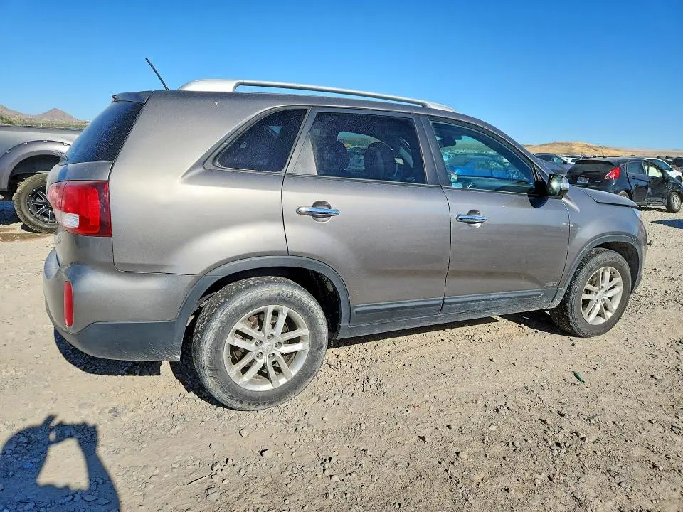 2014 KIA SORENTO LX  