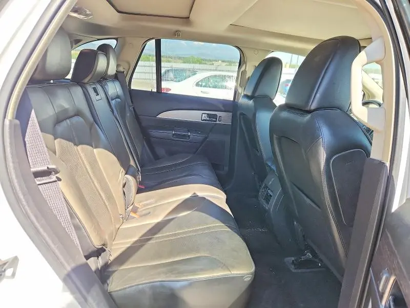 2011 LINCOLN MKX   
