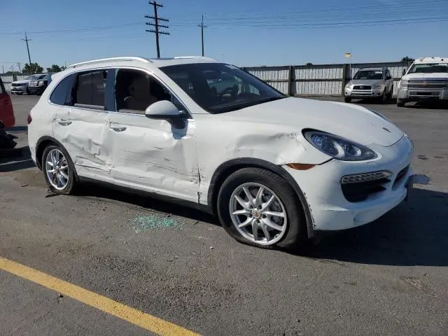 2014 PORSCHE CAYENNE S  