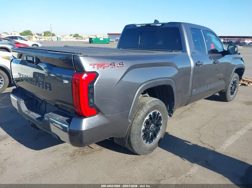 2023 TOYOTA TUNDRA SR5