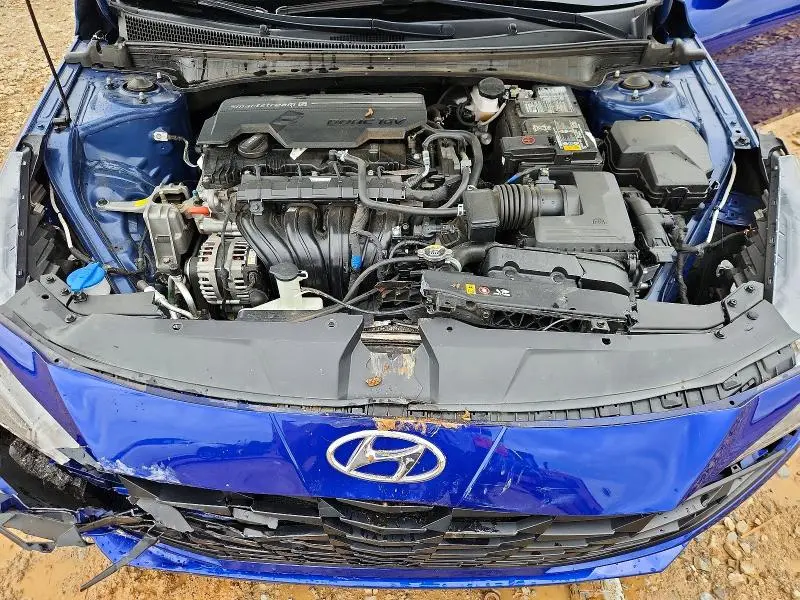 2021 HYUNDAI ELANTRA SE  