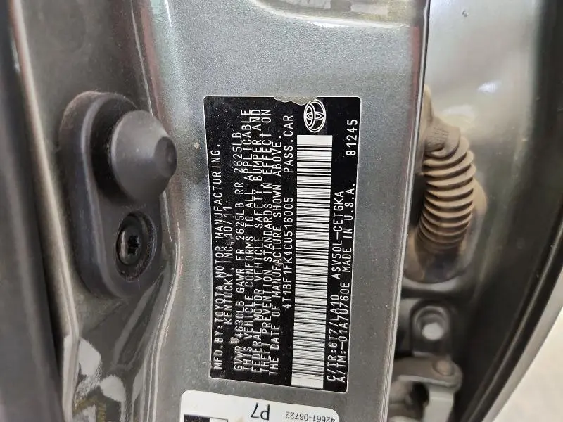 2012 TOYOTA CAMRY XLE  