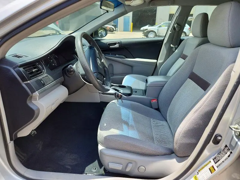 2014 TOYOTA CAMRY LE  