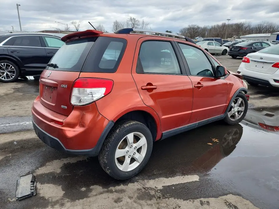 2010 SUZUKI SX4 TOURING  