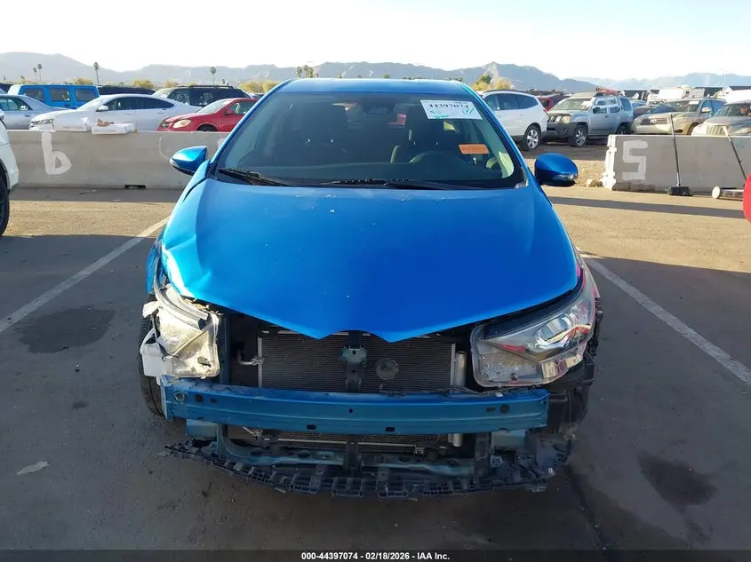 2018 TOYOTA COROLLA IM  