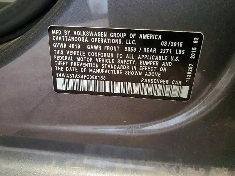 2015 VOLKSWAGEN PASSAT S  