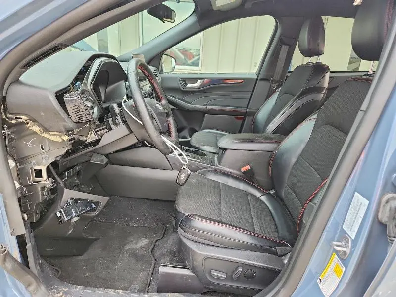 2024 FORD ESCAPE ST LINE  