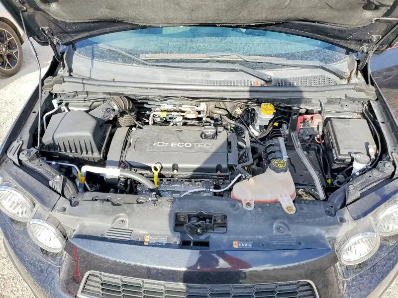 2015 CHEVROLET SONIC LT  