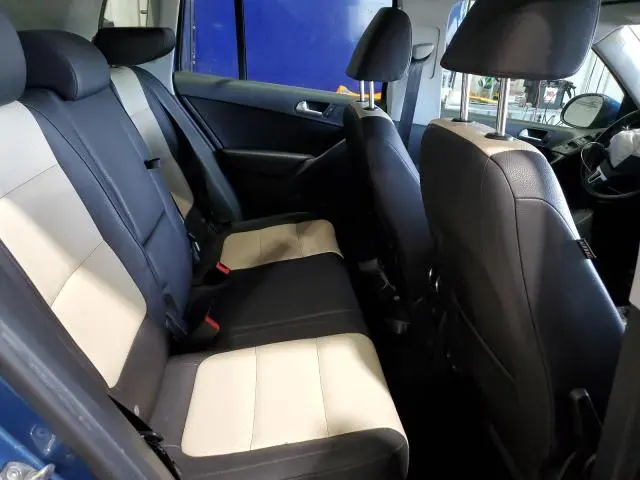 2017 VOLKSWAGEN TIGUAN S  
