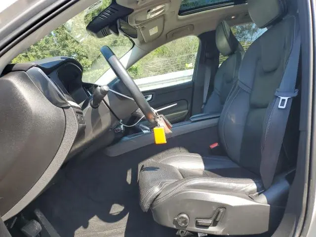 2022 VOLVO XC60 B5 INSCRIPTION  