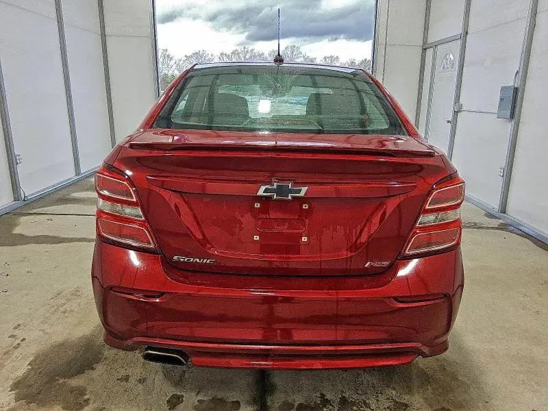 2019 CHEVROLET SONIC LT  