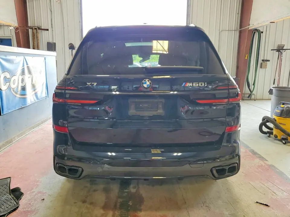 2024 BMW X7 M60I  