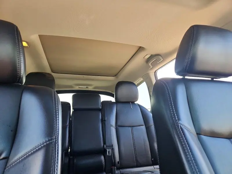 2017 NISSAN PATHFINDER SL  