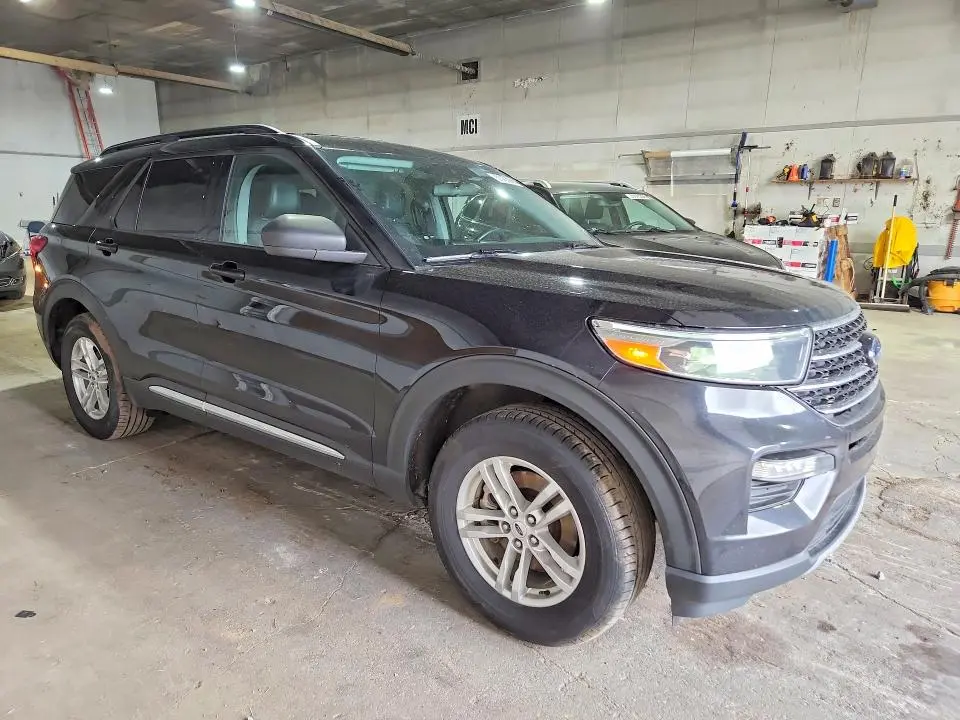 2021 FORD EXPLORER XLT  