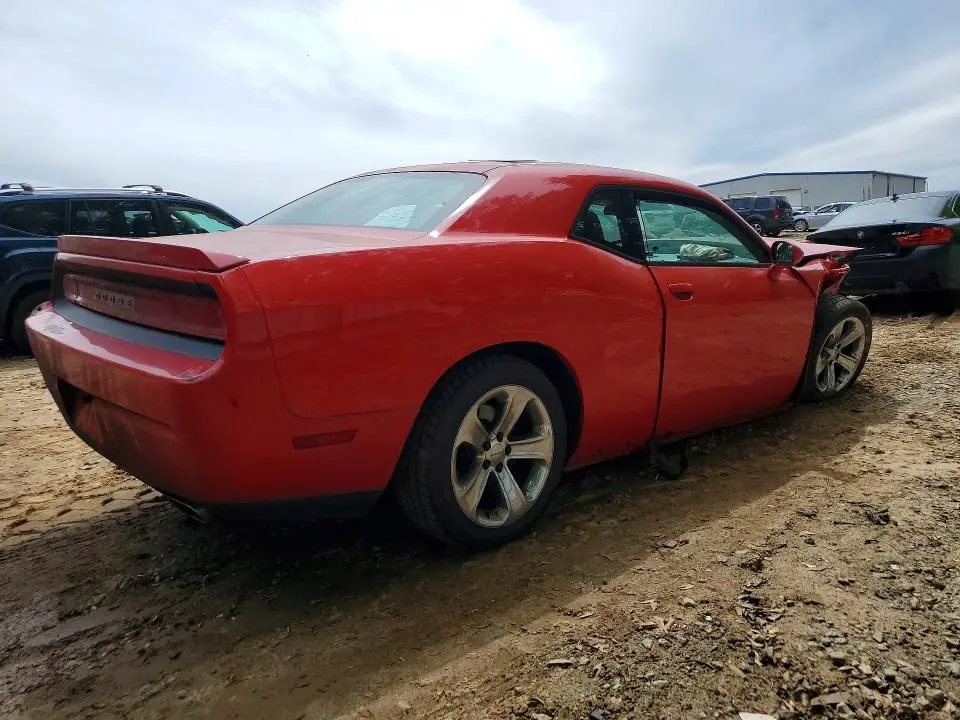 2014 DODGE CHALLENGER SXT  