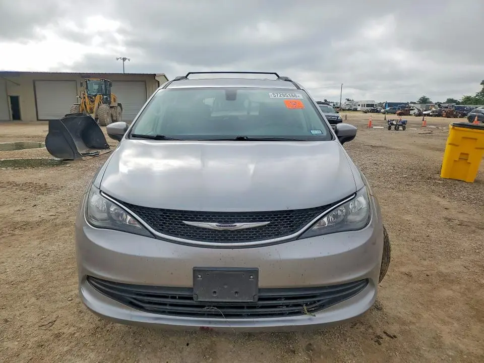 2020 CHRYSLER VOYAGER LXI  