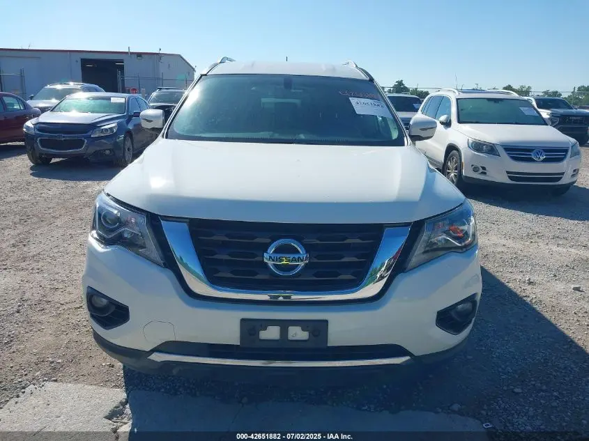2018 NISSAN PATHFINDER SV